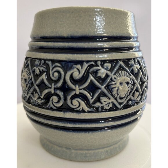 Vintage German Beer Stein Mug Lion Motif Blue / Gray Glaze Original King 620/3 - Picture 2 of 6